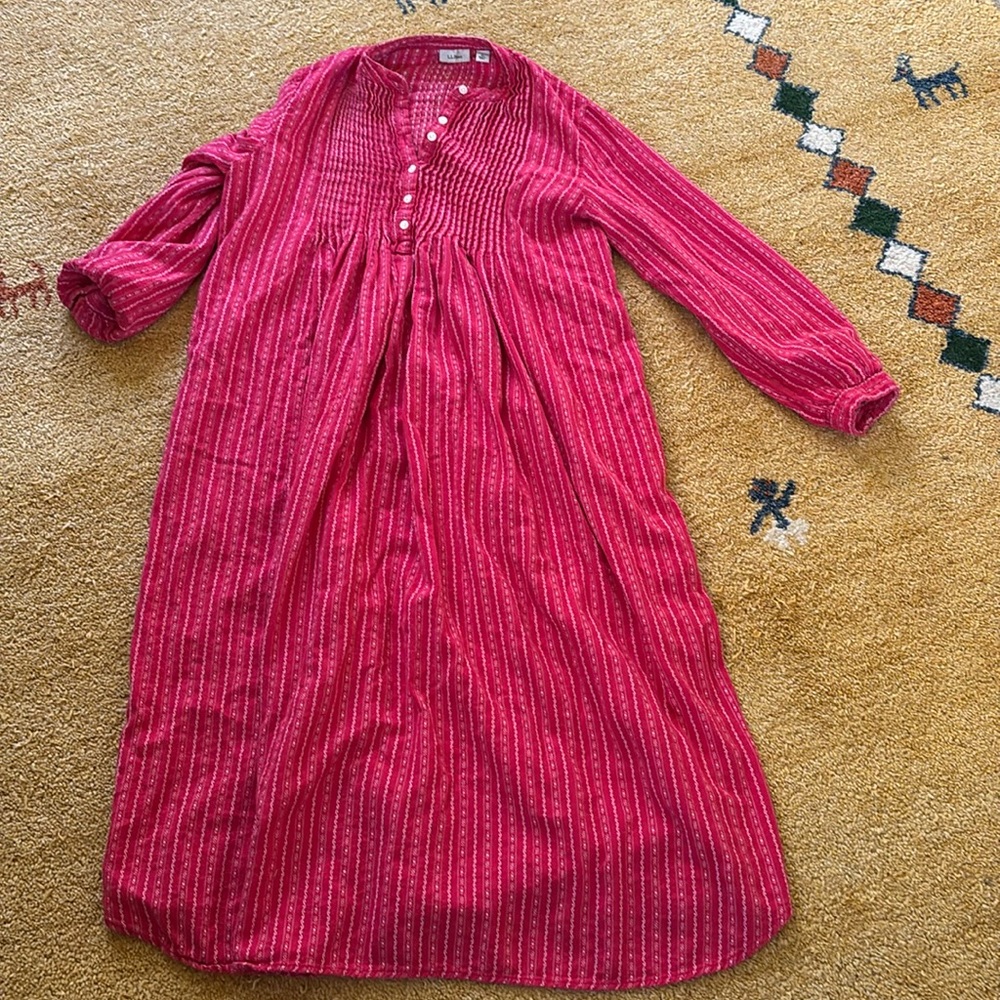 Vintage LL Bean Pin Tuck Dobby Cotton Nightgown Red Size S